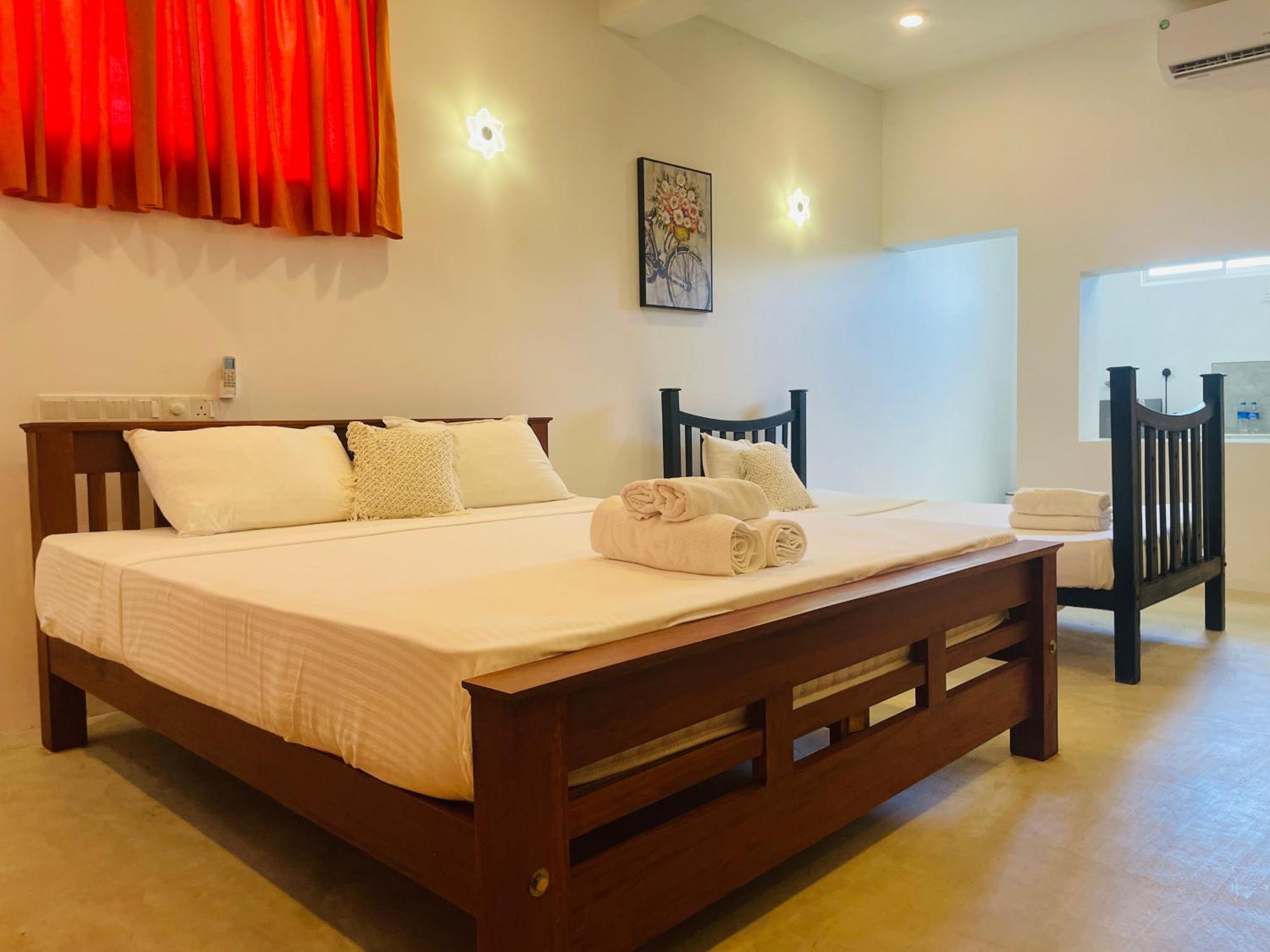 Bed & Breakfast Lawrence Weligama